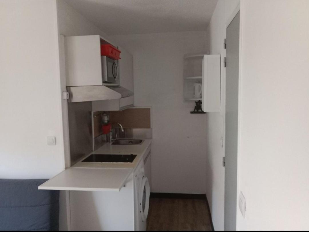 Frejus-Plage Et Centre-Ville, 28 M2, Accueil 4 Personnes, Francais, English Spoken Exteriér fotografie